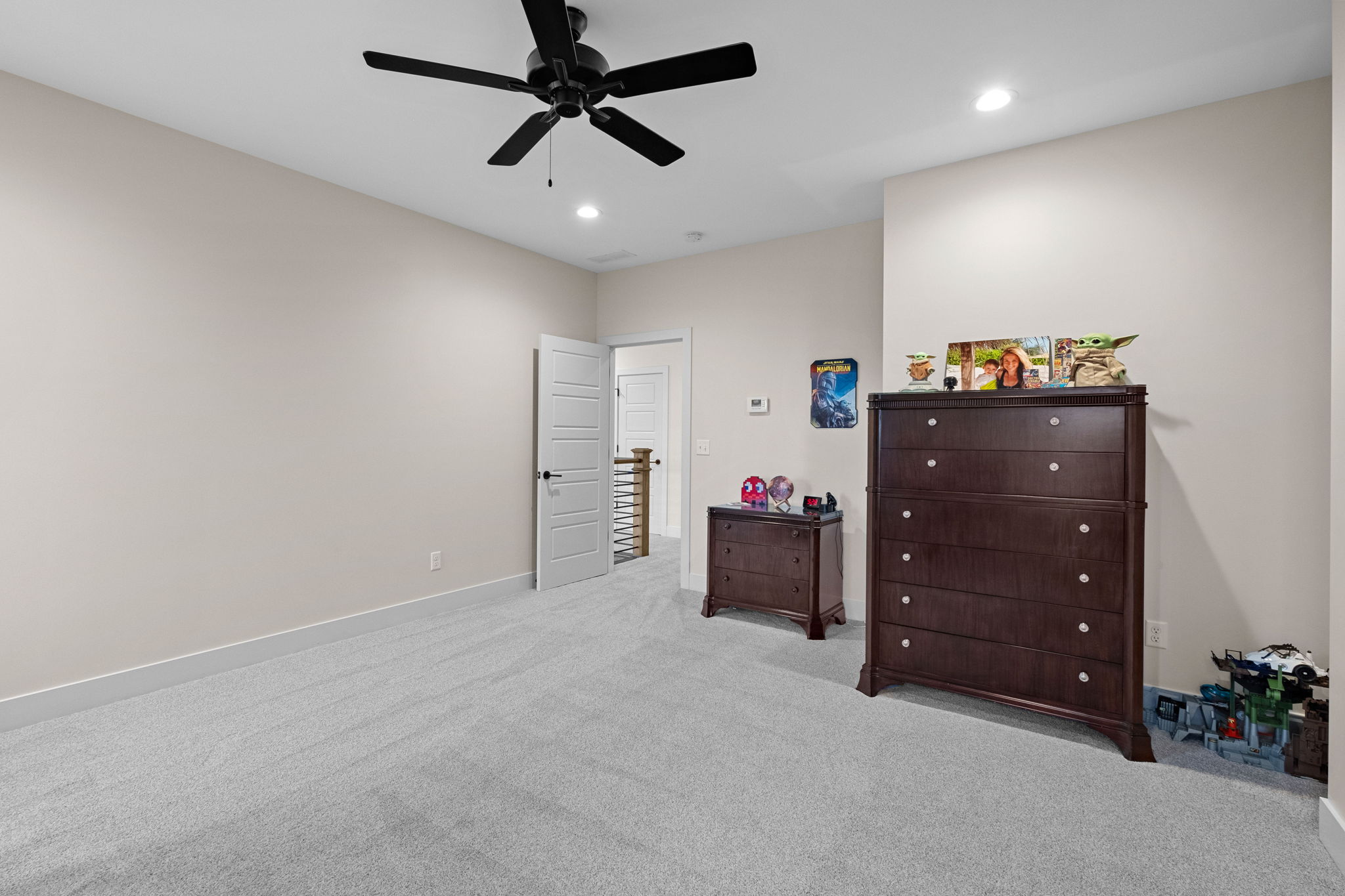 Upstairs bedroom 1