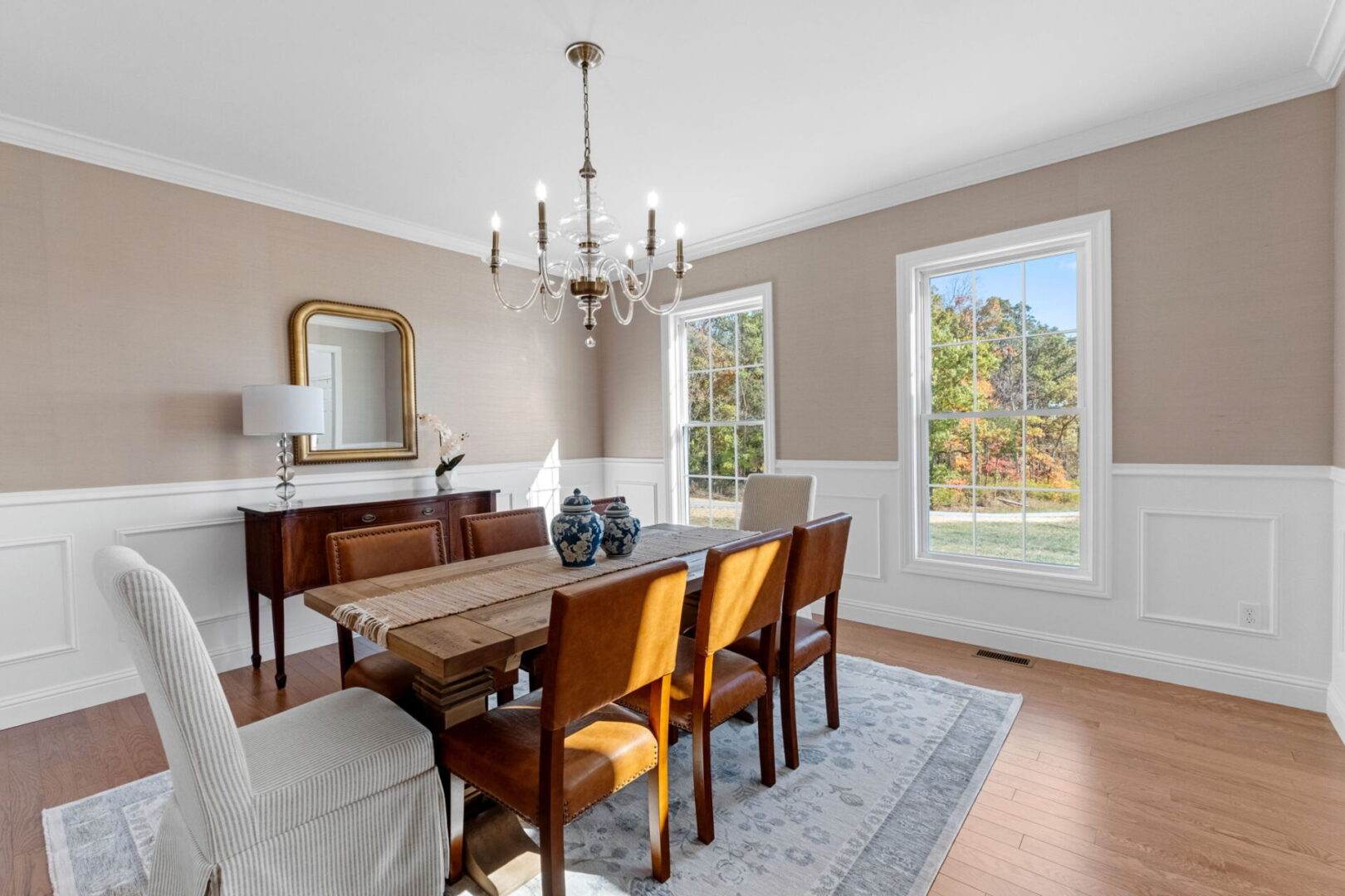 Dining room and wainscoting
